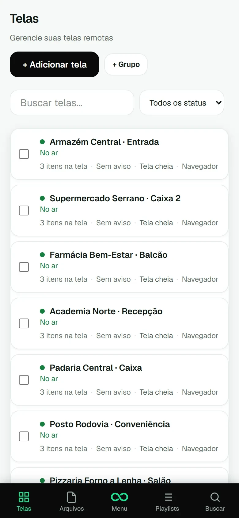 A lista de telas no ar, no painel do Loop Player no celular